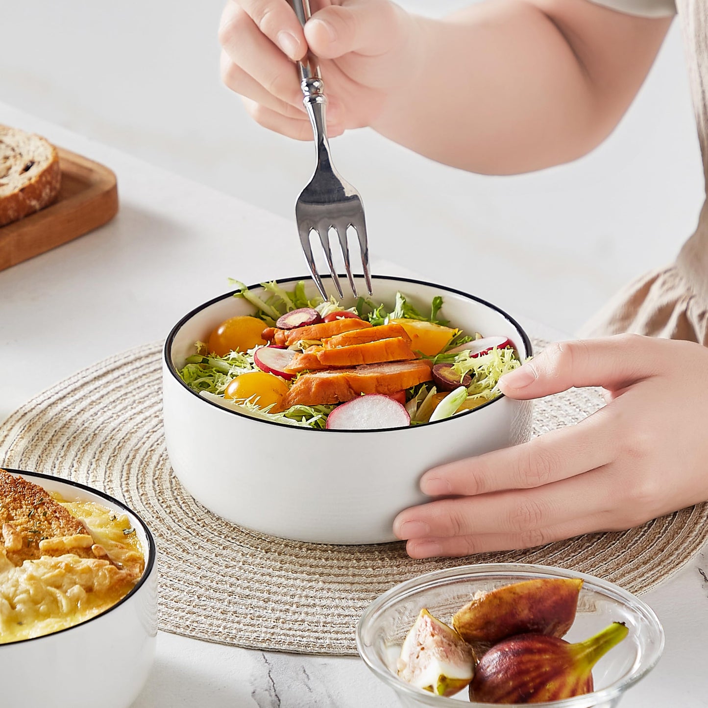 MALACASA 24 OZ Cereal Bowls, Porcelain Soup Oatmeal Bowls Set of 6, White Kitchen Ceramic Serving Bowl wtih Black Rim, Dishwasher Microwave Oven Safe, White, Series LUNA