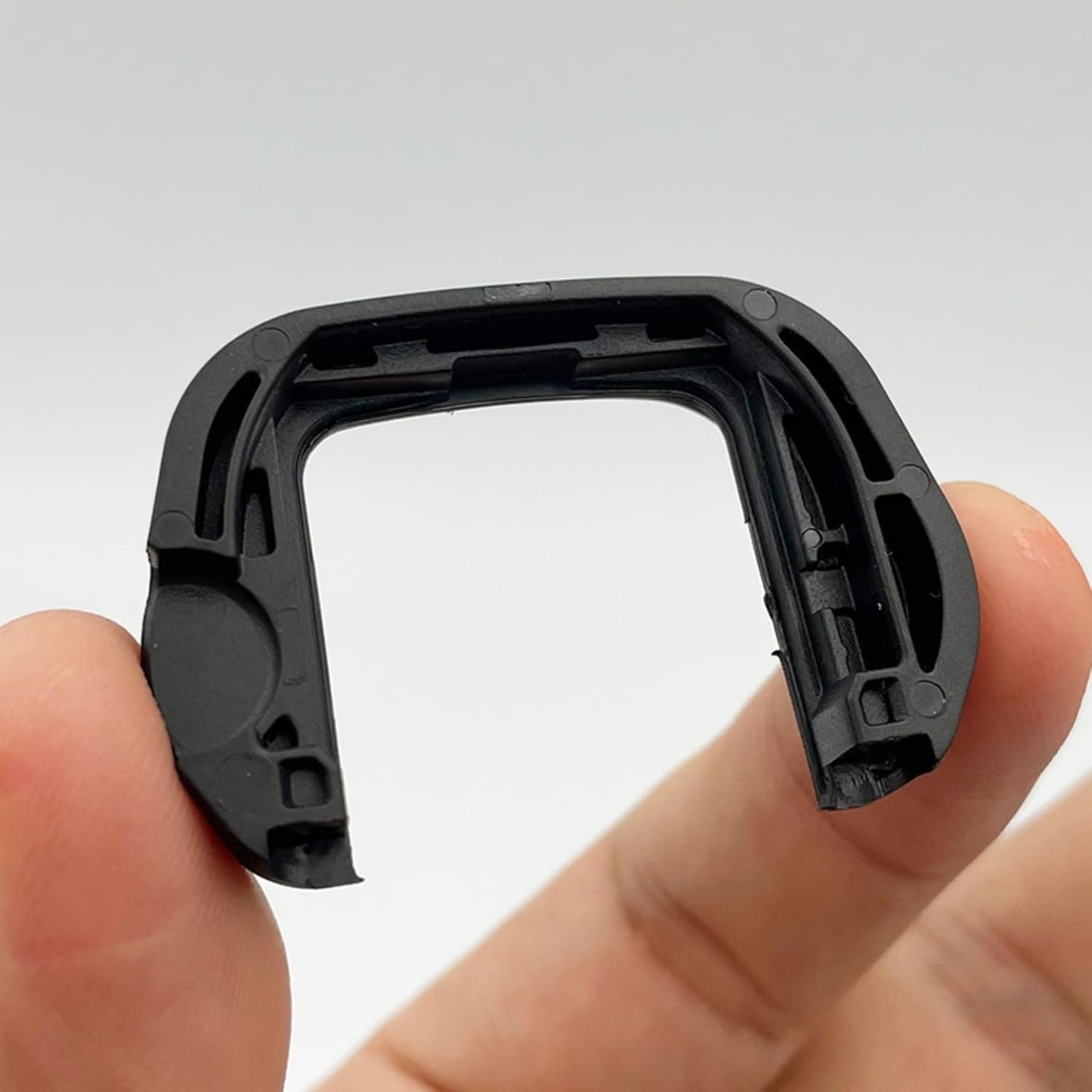 Zeizafa Replacement Camera Eyecup Eyepiece for Digital Cameras Improve the Comfort and Protection of Camera Viewfinder
