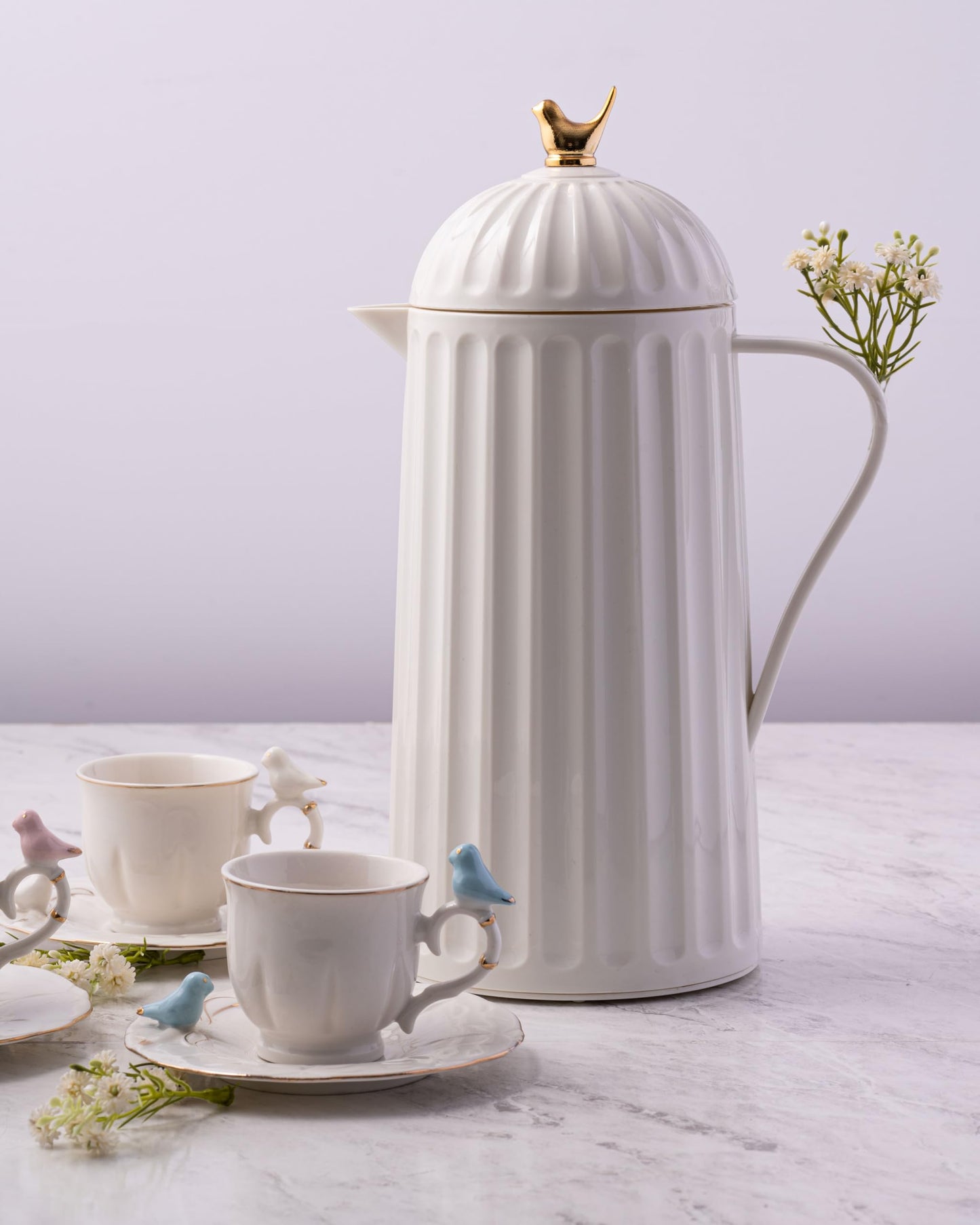 WOLFF 1 Liter White Bird Thermal Coffee Carafe, Plastic Exterior with Glass Lining Insulated Beverage Dispenser for Hot and Cold Drinks, Thermos Bottle for Tea, Water Pitcher - White, 34floz/1L